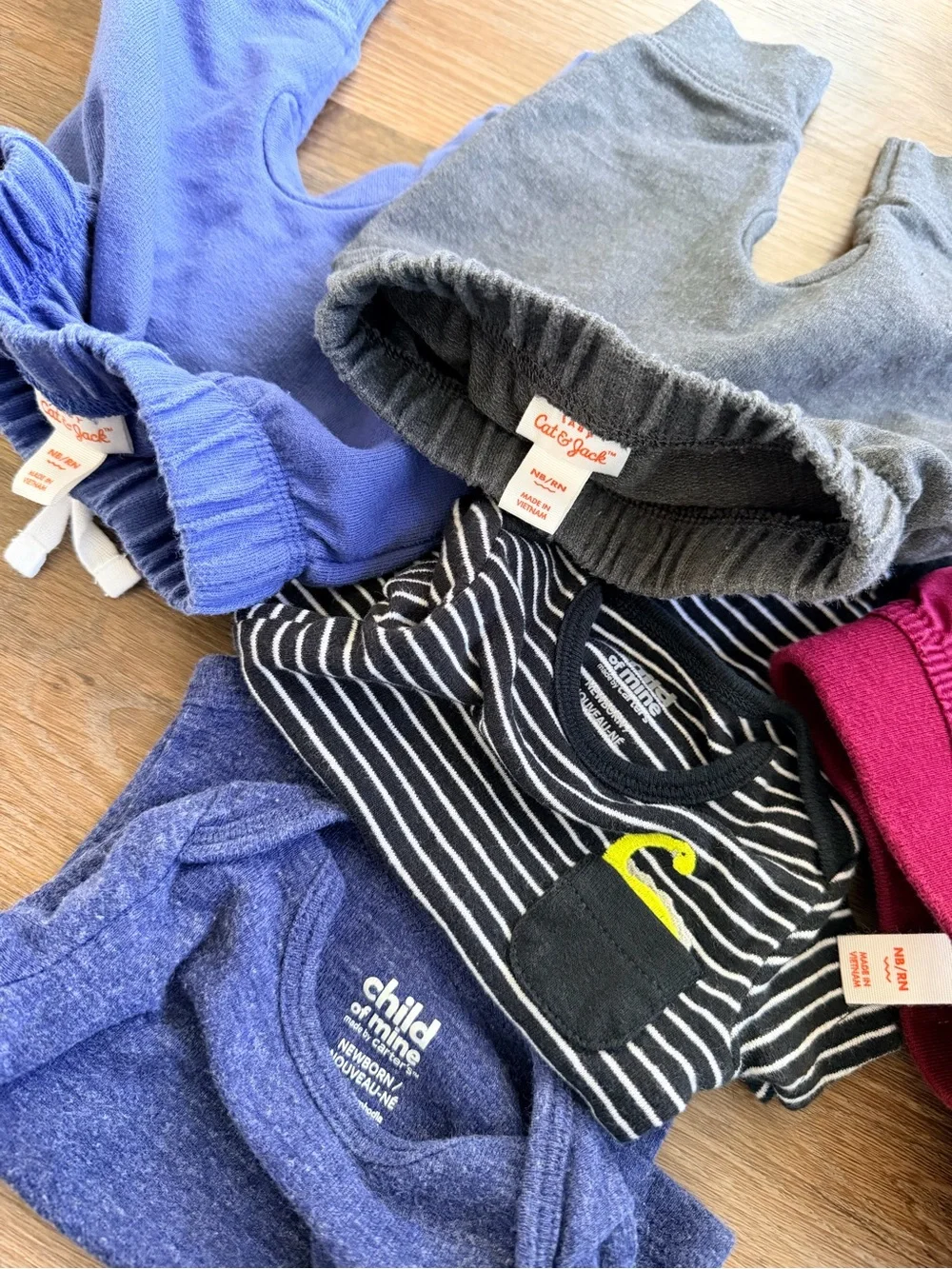 CARTERS | Baby Bundle Onesies Pants Mittens | Essentials Set | 8 Piece Lot
